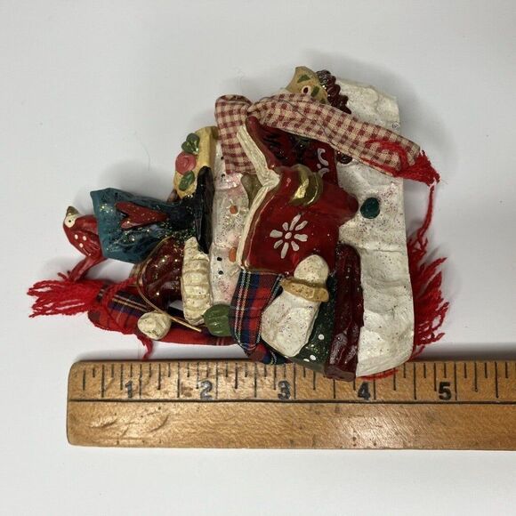 Kurt S Adler Snowtown Snowfolk Loving Couple & Kid Figure snowman carolers - Picture 7 of 11